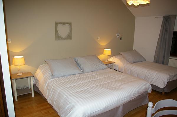 Bed and Breakfast Les Temps Gourmands Mondrepuis Экстерьер фото