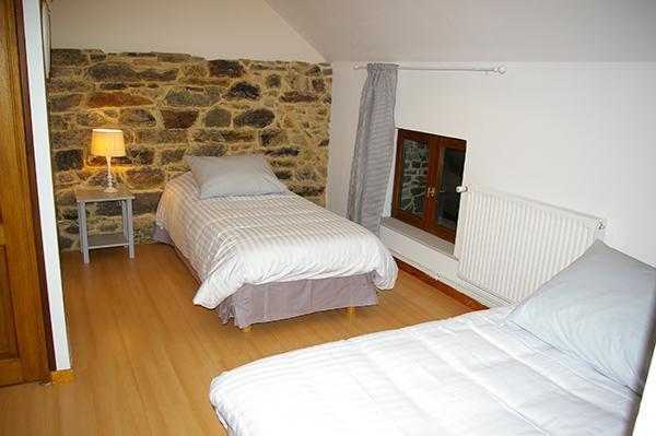 Bed and Breakfast Les Temps Gourmands Mondrepuis Экстерьер фото